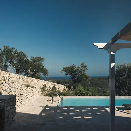 Spitaki Makratika